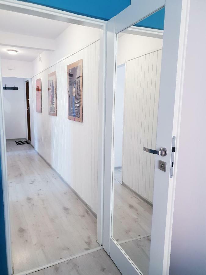Apartament Walbrzych Apartment *